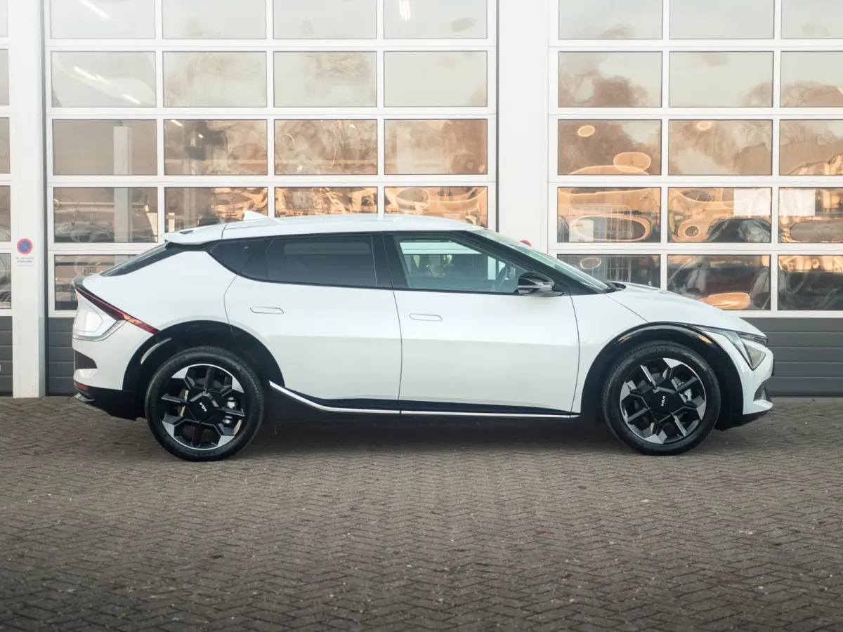 Edition Advanced 84.0 kWh | SOH 99.3% l Lage bijtelling tot 10-2029! Leder | Stoel & Stuurverwarming | Nieuw model!
