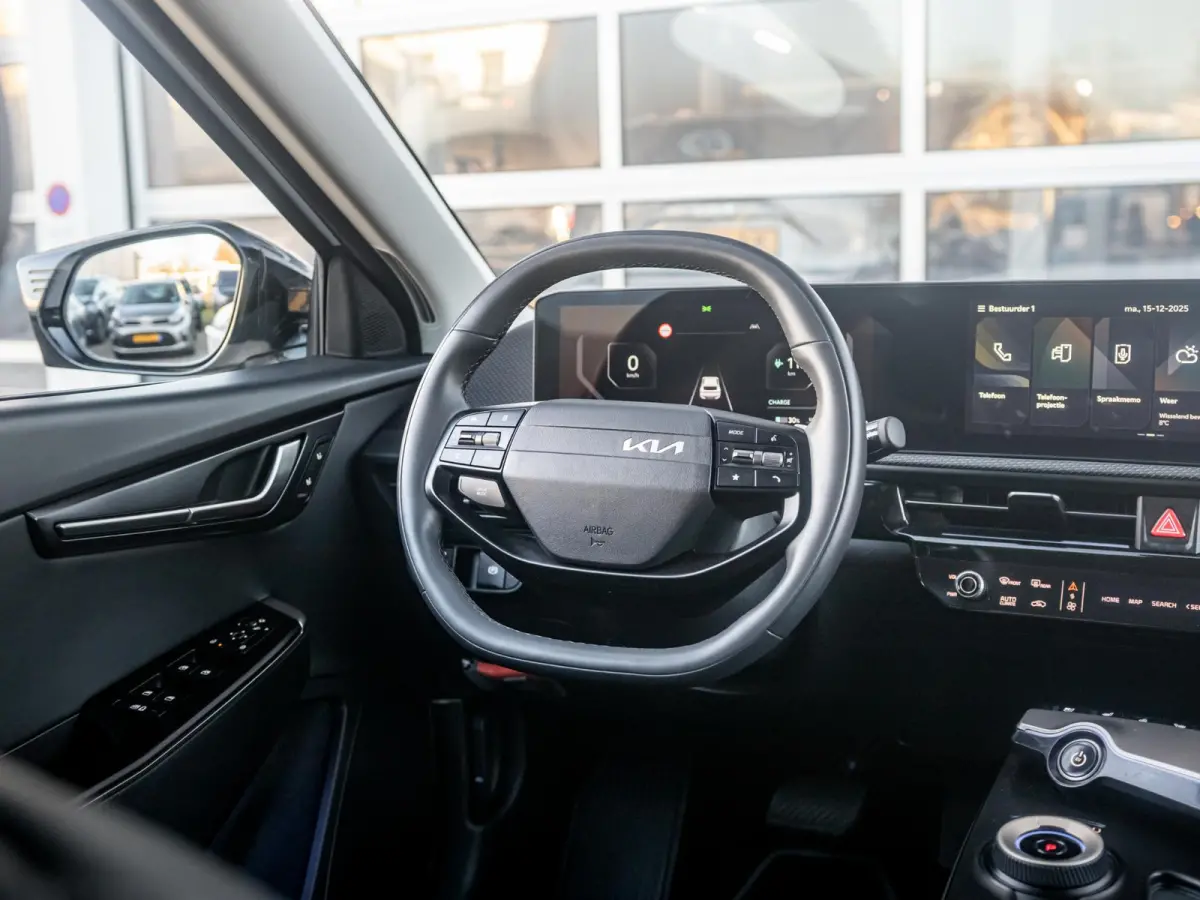 Edition Advanced 84.0 kWh | SOH 99.3% l Lage bijtelling tot 10-2029! Leder | Stoel & Stuurverwarming | Nieuw model!