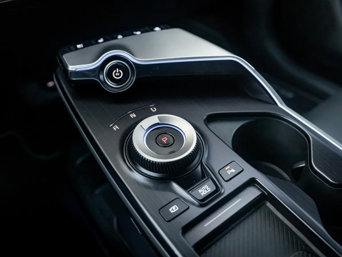 Edition Advanced 84.0 kWh | SOH 99.3% l Lage bijtelling tot 10-2029! Leder | Stoel & Stuurverwarming | Nieuw model!