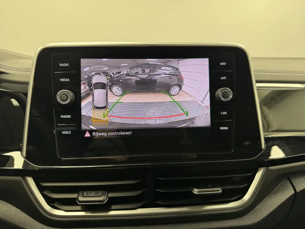 1.5 TSI DSG R-Line Afn.Trekhaak-Navigatie-Adapt.Cr.contr-Clima-Carplay-Camera-Virtual-Parkeersensoren-Lm17''velgen