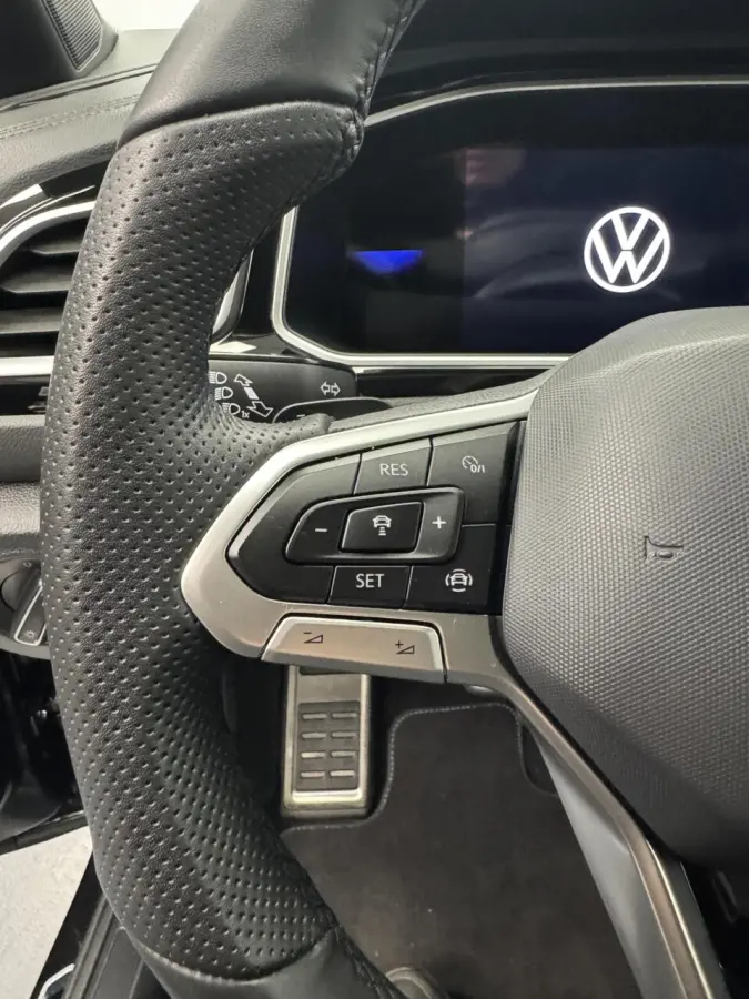 1.5 TSI DSG R-Line Afn.Trekhaak-Navigatie-Adapt.Cr.contr-Clima-Carplay-Camera-Virtual-Parkeersensoren-Lm17''velgen