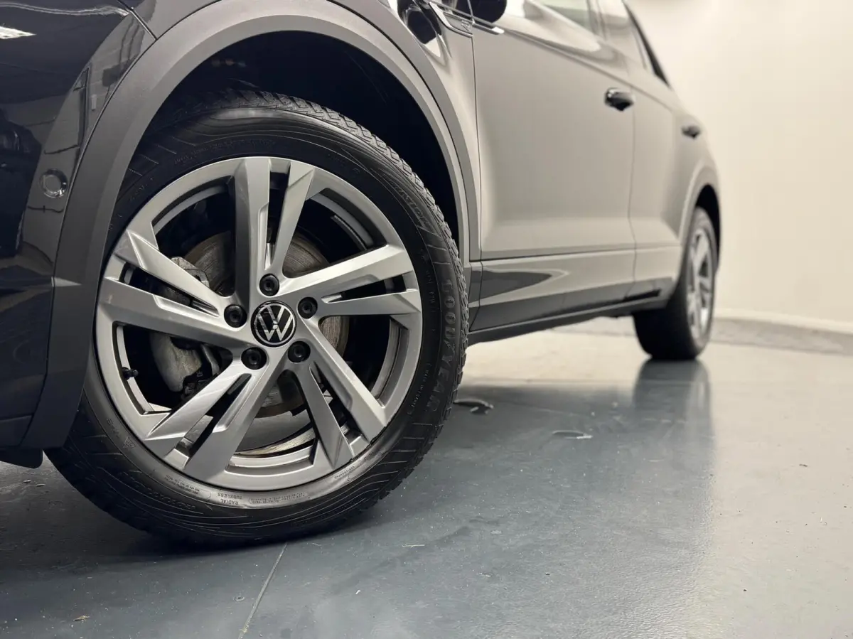 1.5 TSI DSG R-Line Afn.Trekhaak-Navigatie-Adapt.Cr.contr-Clima-Carplay-Camera-Virtual-Parkeersensoren-Lm17''velgen