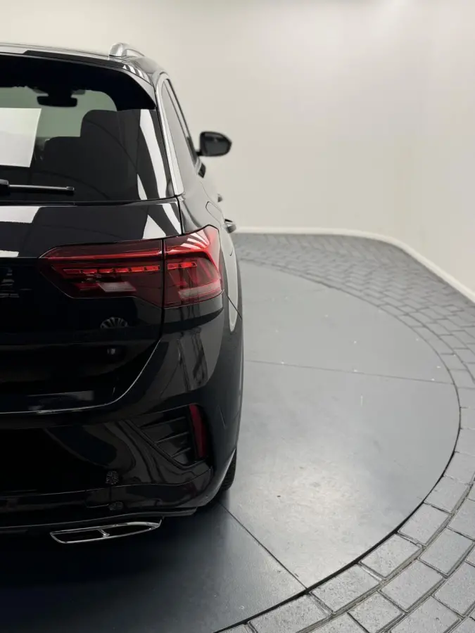 1.5 TSI DSG R-Line Afn.Trekhaak-Navigatie-Adapt.Cr.contr-Clima-Carplay-Camera-Virtual-Parkeersensoren-Lm17''velgen