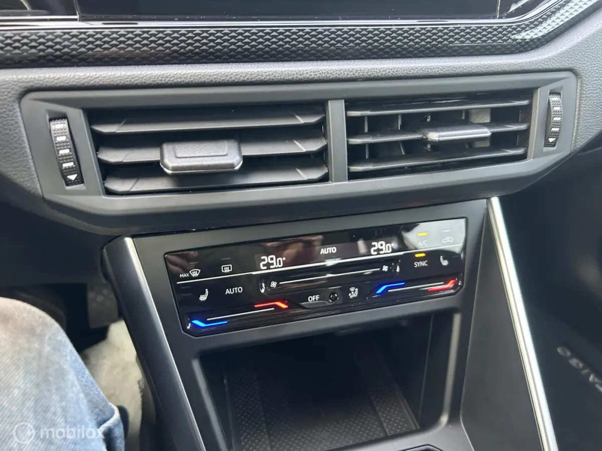 1.0 TSI Life Business