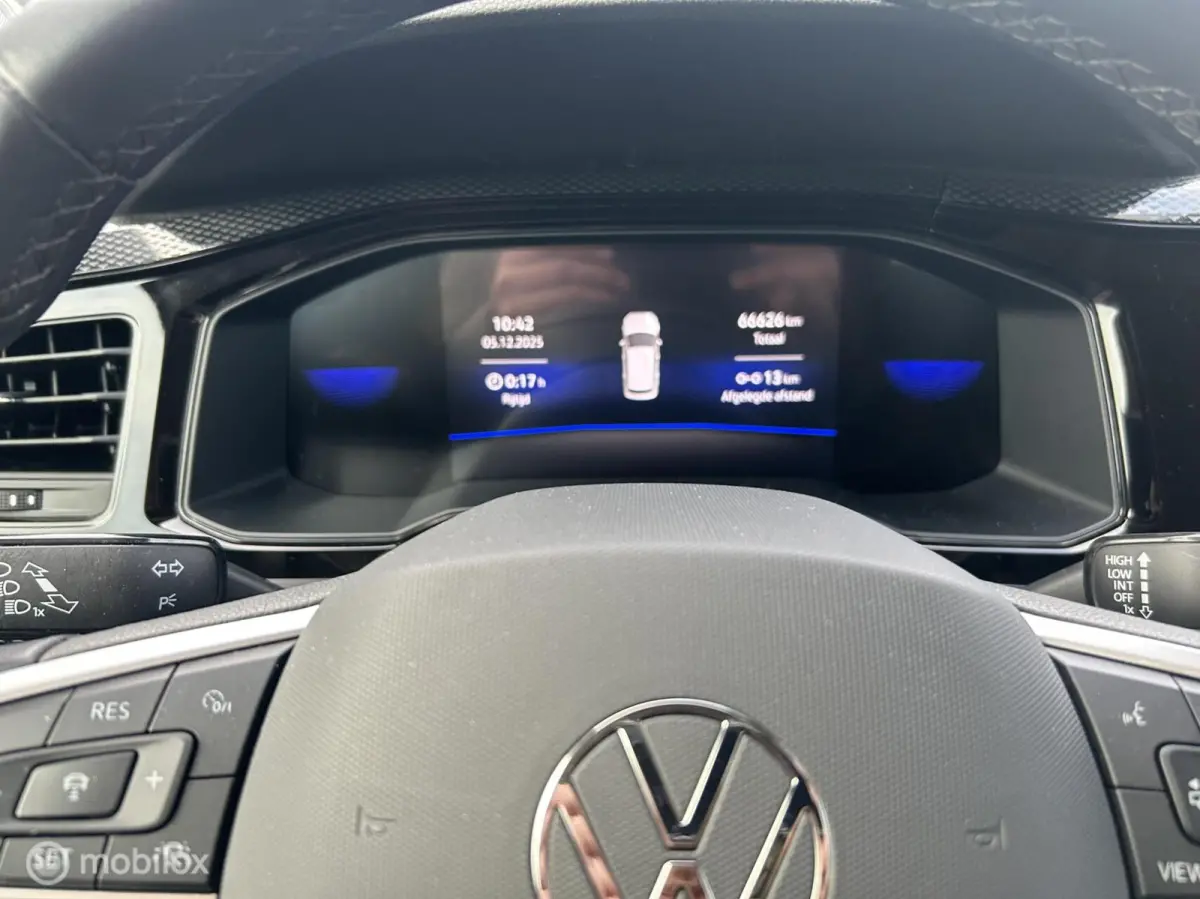 1.0 TSI Life Business