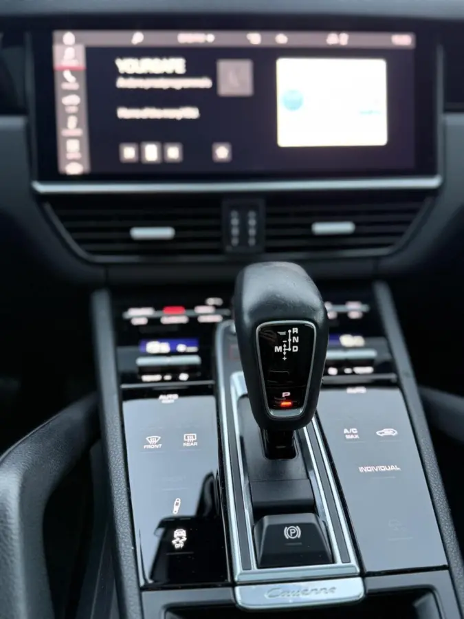 3.0 E-Hybrid Pano/Krijtgrijs/Approved