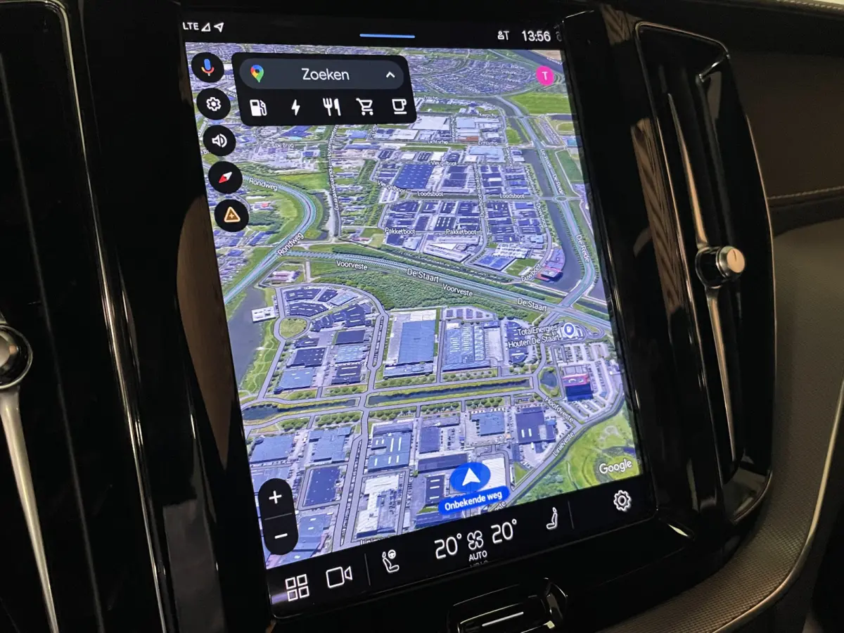 T6 AWD Recharge R-Design Long Range | All Season banden | Stoel en Stuurwielverwarming | Standkachel met Volvo On Call App | Parkeercamera | Lederen Dashboard | Full LED Meesturende koplampe