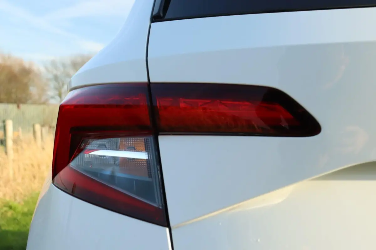 1.5 TSI / 150 PK / DSG / Sportline / Pano / Leder / ACC / Virtual Cockpit / CANTON / Camera / 18"!