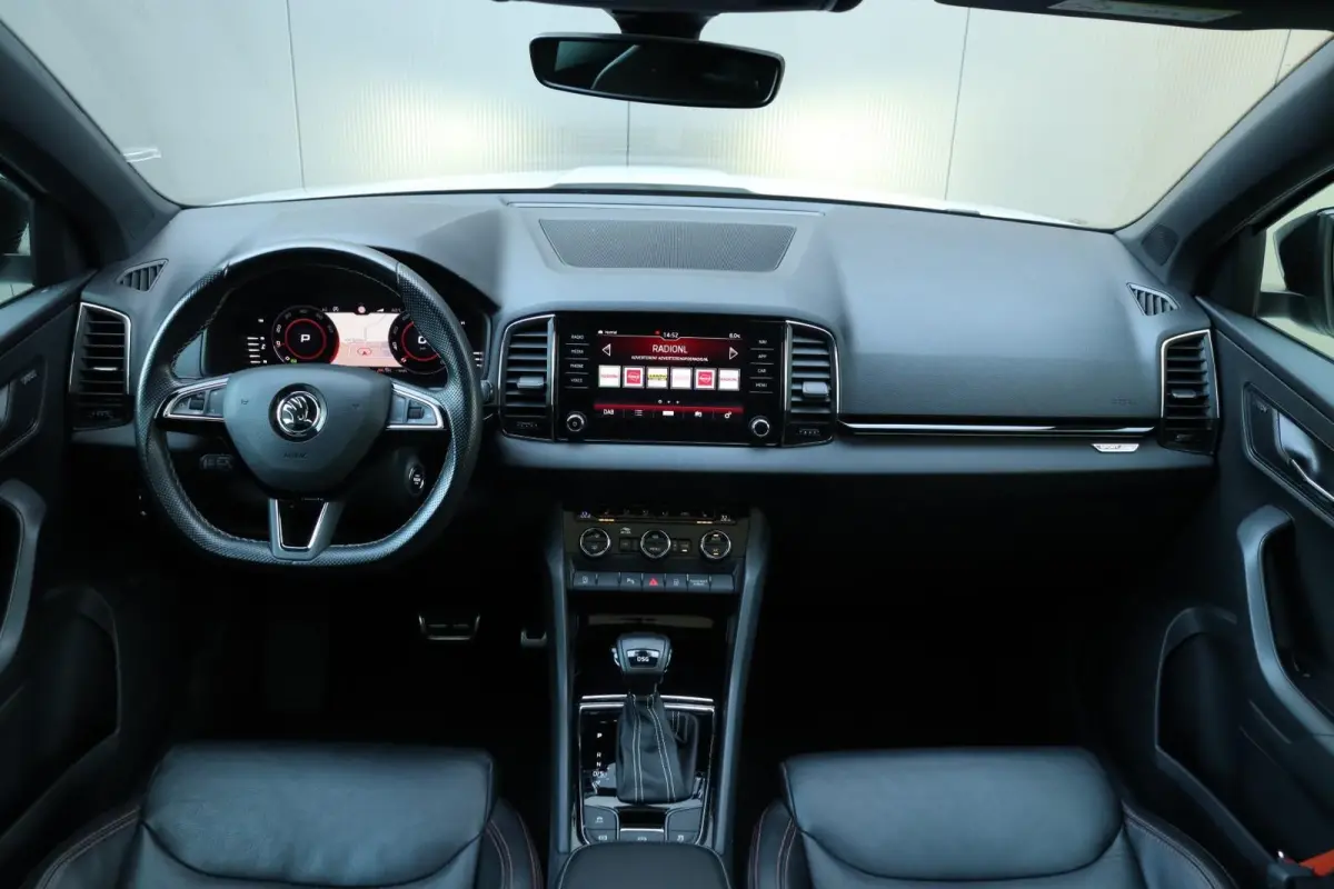 1.5 TSI / 150 PK / DSG / Sportline / Pano / Leder / ACC / Virtual Cockpit / CANTON / Camera / 18"!