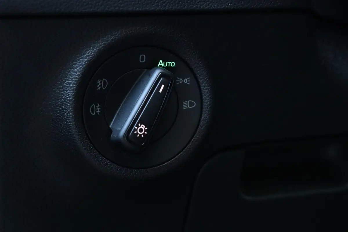 1.5 TSI / 150 PK / DSG / Sportline / Pano / Leder / ACC / Virtual Cockpit / CANTON / Camera / 18"!