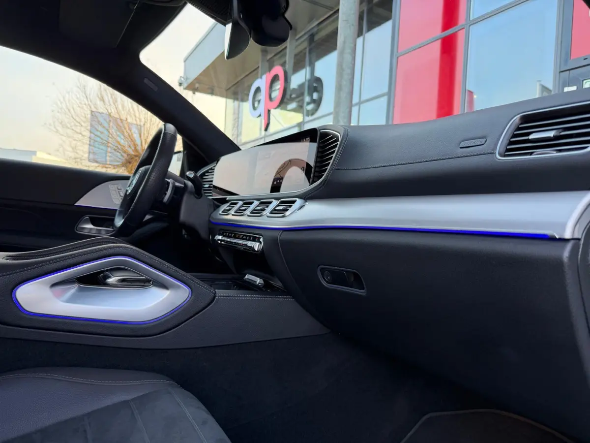 400 e 4MATIC AMG /Night/panorama