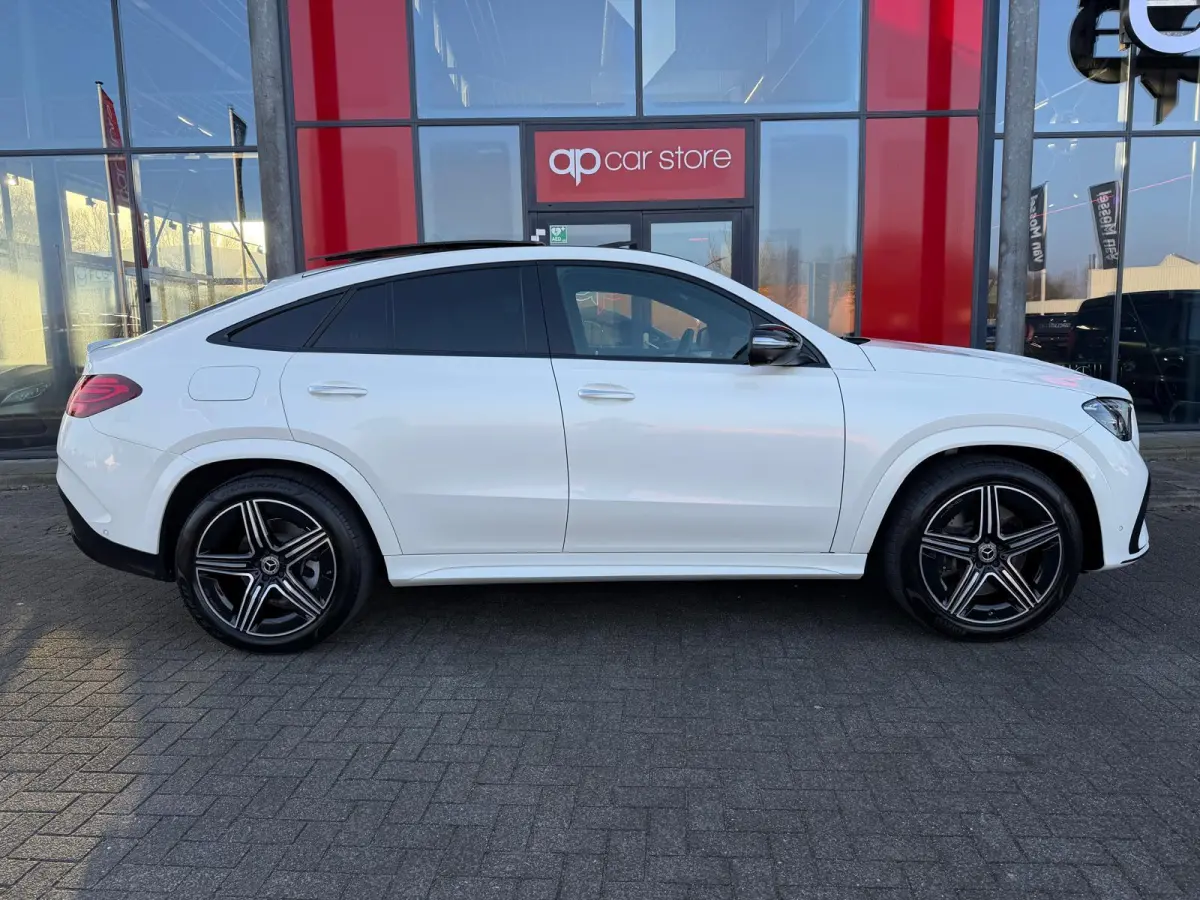 400 e 4MATIC AMG /Night/panorama