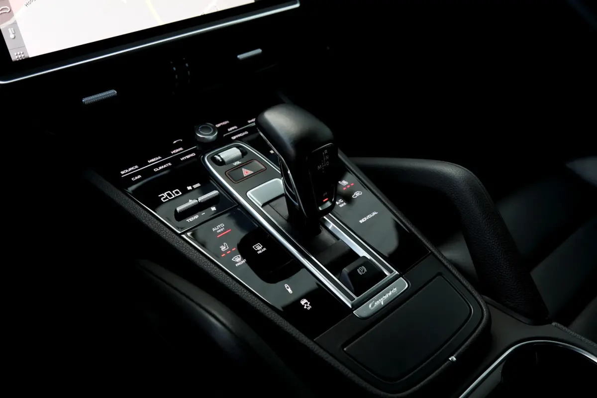 3.0 E-Hybrid 462PK Plug in*Perfect Onderh.*Luchtvering/PASM/Black Pack/Sportuitlaat/Sport Chrono/Apple Carplay-Android/Standkachel/Elek. Klep./Camera/Rijstrook/Stoelverw./LED/DAB/Parkeersens