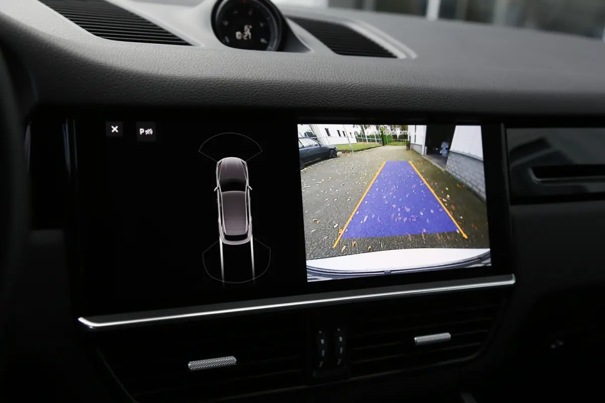 3.0 E-Hybrid 462PK Plug in*Perfect Onderh.*Luchtvering/PASM/Black Pack/Sportuitlaat/Sport Chrono/Apple Carplay-Android/Standkachel/Elek. Klep./Camera/Rijstrook/Stoelverw./LED/DAB/Parkeersens