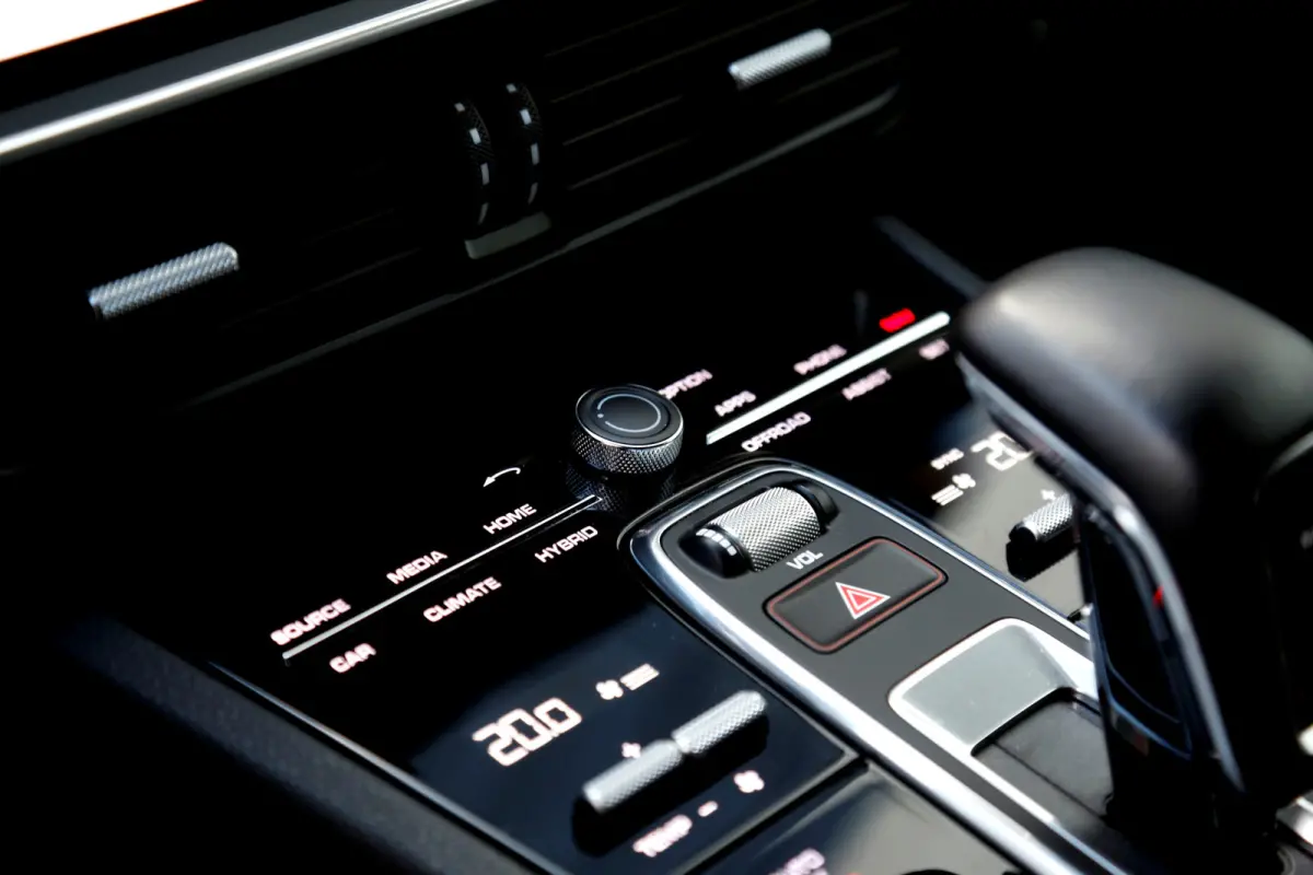 3.0 E-Hybrid 462PK Plug in*Perfect Onderh.*Luchtvering/PASM/Black Pack/Sportuitlaat/Sport Chrono/Apple Carplay-Android/Standkachel/Elek. Klep./Camera/Rijstrook/Stoelverw./LED/DAB/Parkeersens
