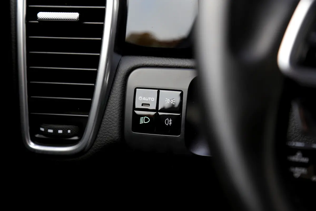3.0 E-Hybrid 462PK Plug in*Perfect Onderh.*Luchtvering/PASM/Black Pack/Sportuitlaat/Sport Chrono/Apple Carplay-Android/Standkachel/Elek. Klep./Camera/Rijstrook/Stoelverw./LED/DAB/Parkeersens