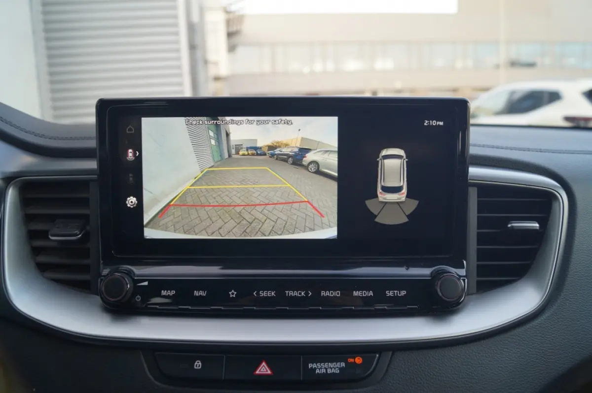 1.0 T-GDi DynamicLine -NAVI-ECC-CAM-TREKHAAK-