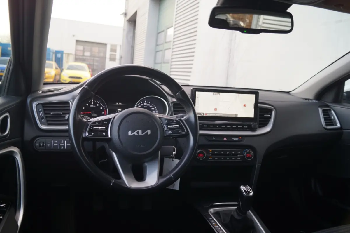 1.0 T-GDi DynamicLine -NAVI-ECC-CAM-TREKHAAK-