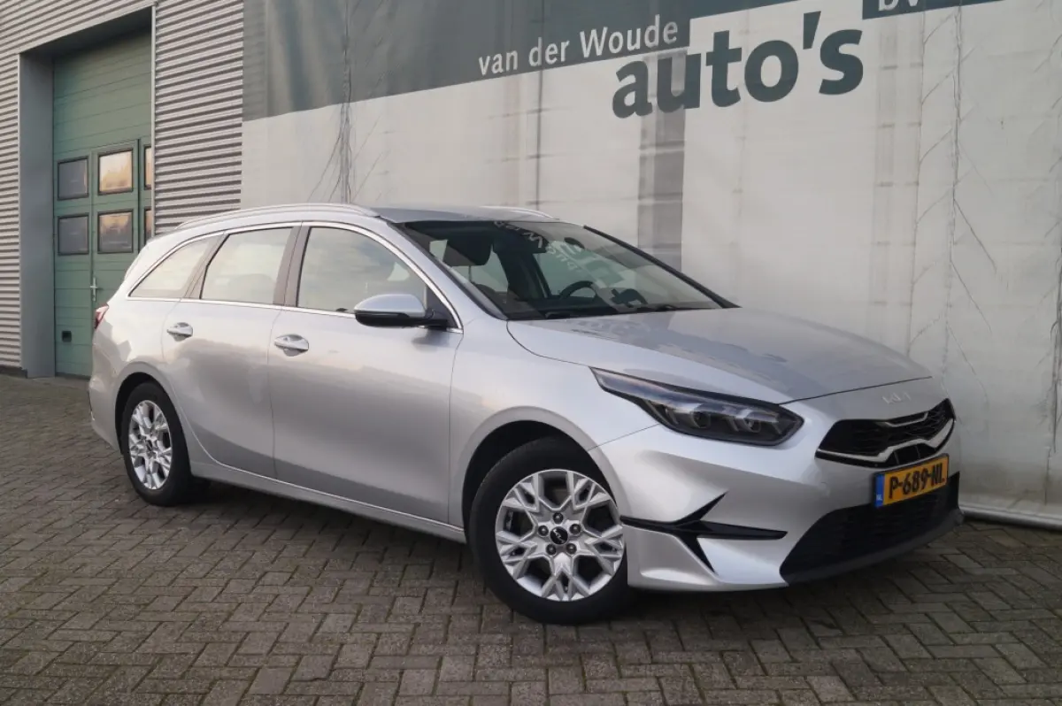 1.0 T-GDi DynamicLine -NAVI-ECC-CAM-TREKHAAK-