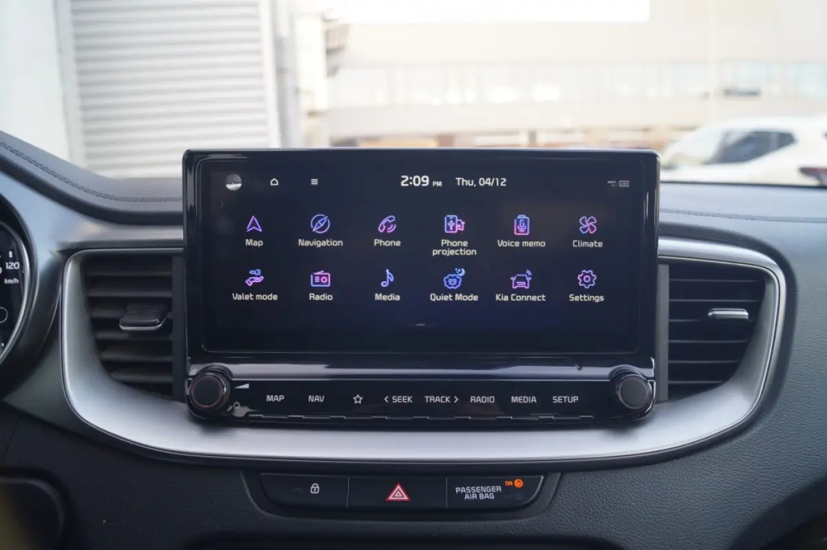1.0 T-GDi DynamicLine -NAVI-ECC-CAM-TREKHAAK-