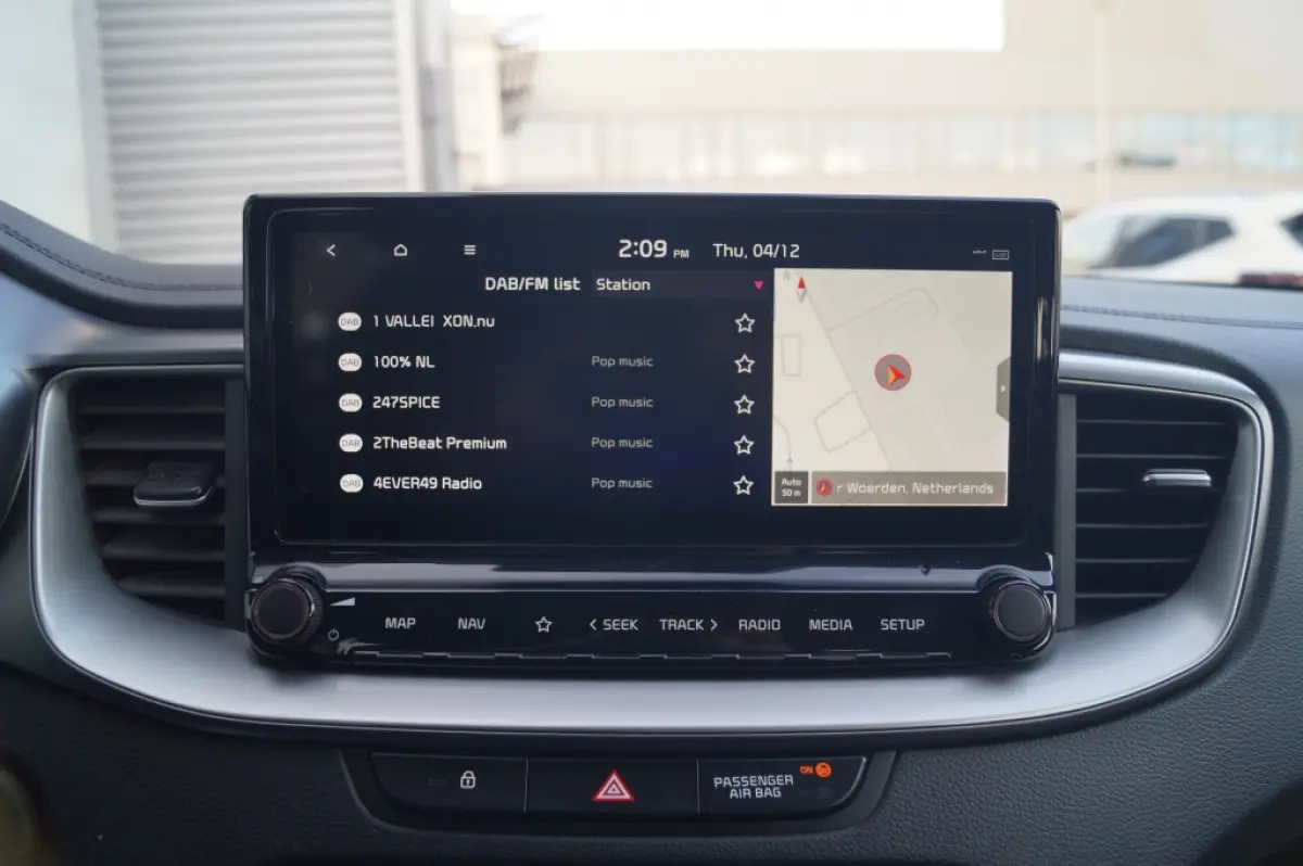 1.0 T-GDi DynamicLine -NAVI-ECC-CAM-TREKHAAK-