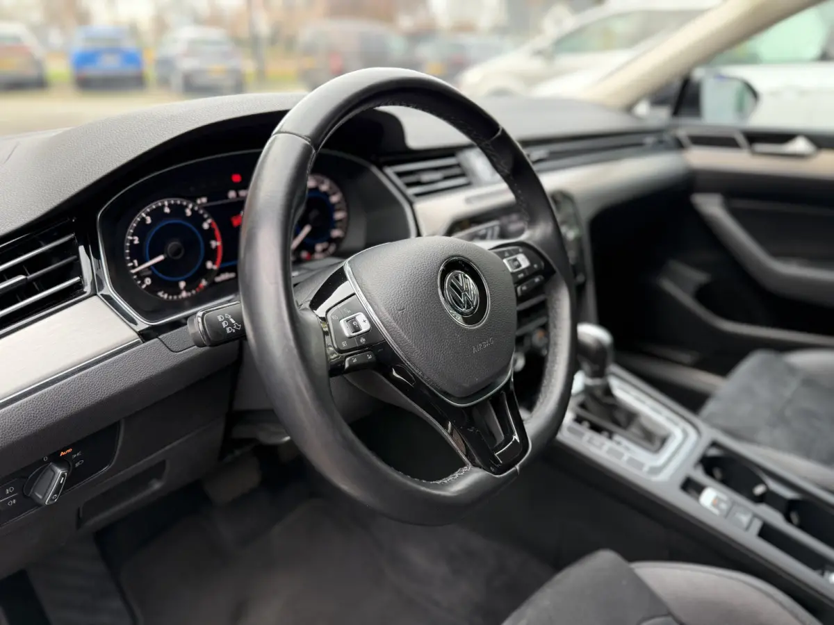 1.5 TSI Highline Business R. | VIRTUAL | TOPSTAAT | CAMERA | NAVI |