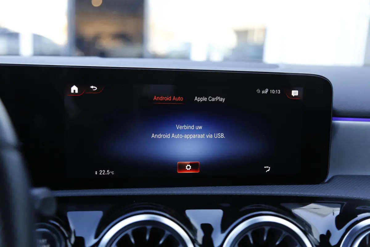 250 e AMG Line Plug in hybride*Perfect MB Onderh.*BTW*1ste Eig.*Sfeer/Night/MBUX/Apple Carplay-Android/High Perf. LED Koplamp./Diamond Grille/DAB/Stoelverw./Half Leder/Parkeersens.V+A/18 inc