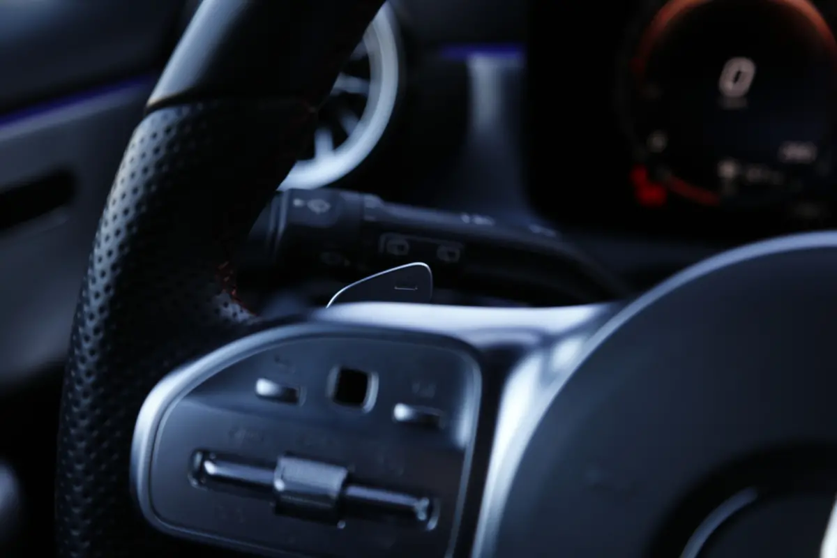 250 e AMG Line Plug in hybride*Perfect MB Onderh.*BTW*1ste Eig.*Sfeer/Night/MBUX/Apple Carplay-Android/High Perf. LED Koplamp./Diamond Grille/DAB/Stoelverw./Half Leder/Parkeersens.V+A/18 inc