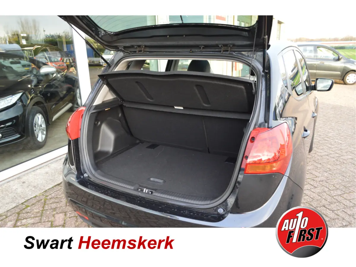 1.4 CVVT Edition | Orig NL auto | Panoramadak | Navi | Parkeercamera
