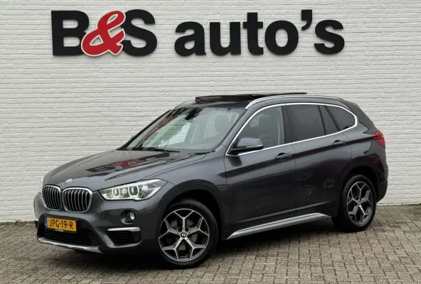 SDrive18i High Executive M-sport Panorama Led Keyless Leder+verwarming Cruise