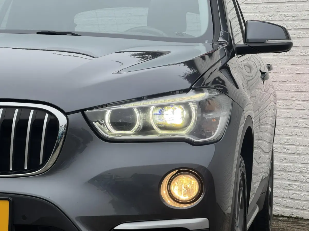 SDrive18i High Executive M-sport Panorama Led Keyless Leder+verwarming Cruise