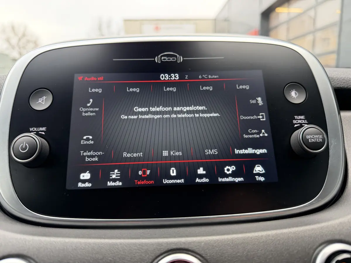 130pk Hybrid (Camera - LED - Navigatie via APP - Parkeersensoren V+A - Automatische Airco - 17")