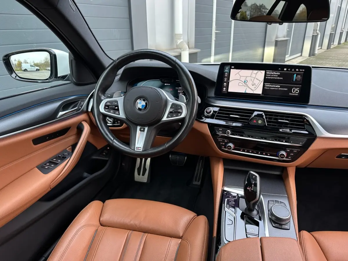 530e M-sport 2021 BTW *Pano *Adaptive *Leer *Laser *360gr Camera