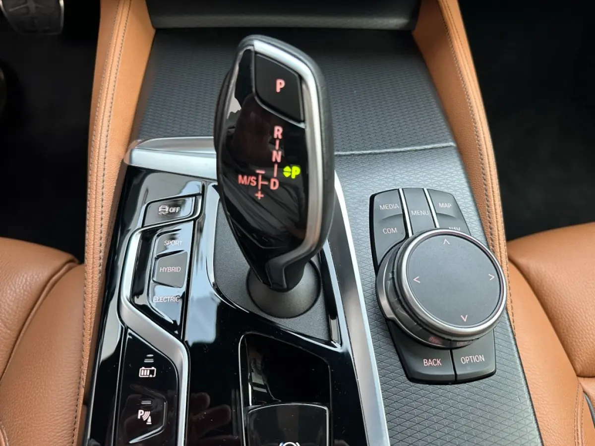 530e M-sport 2021 BTW *Pano *Adaptive *Leer *Laser *360gr Camera