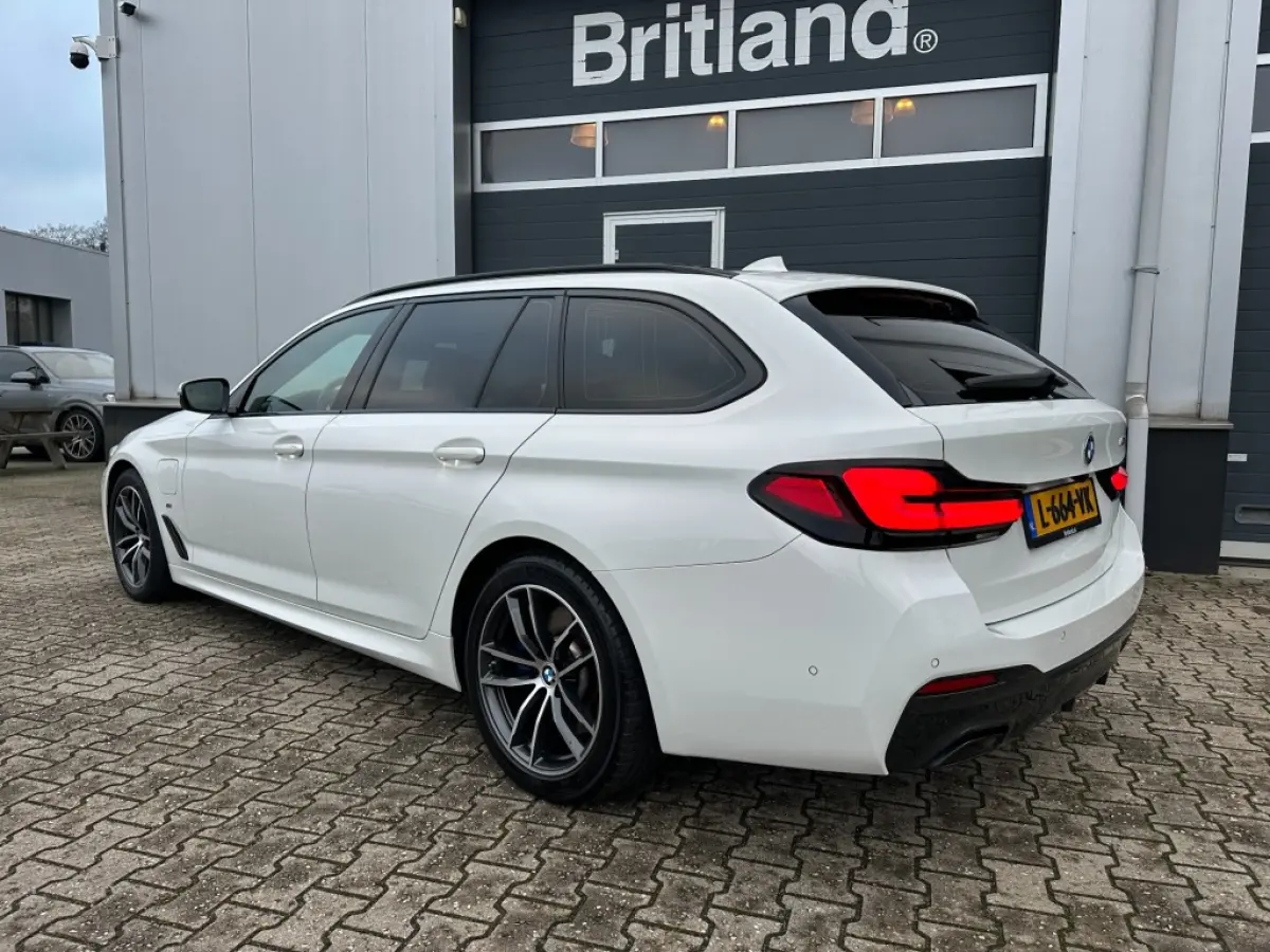 530e M-sport 2021 BTW *Pano *Adaptive *Leer *Laser *360gr Camera