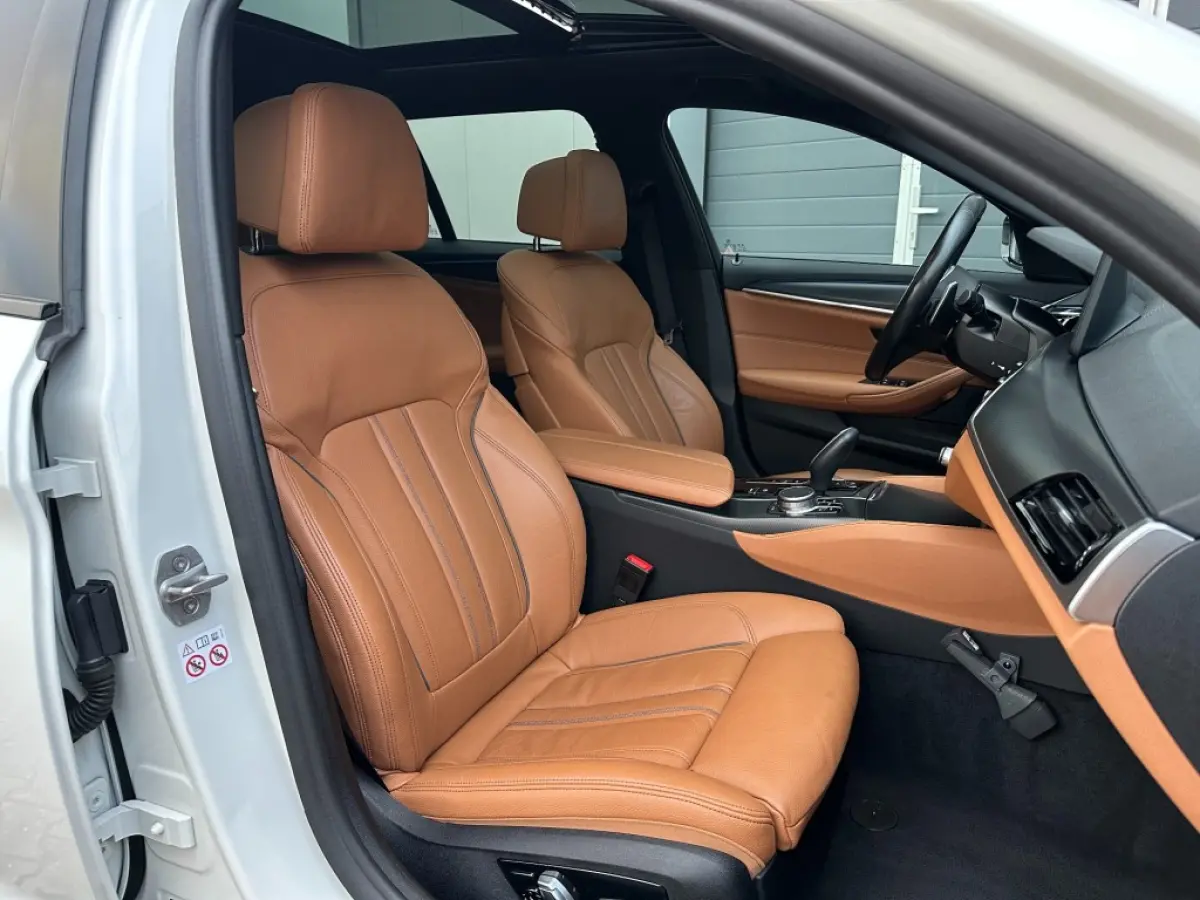 530e M-sport 2021 BTW *Pano *Adaptive *Leer *Laser *360gr Camera