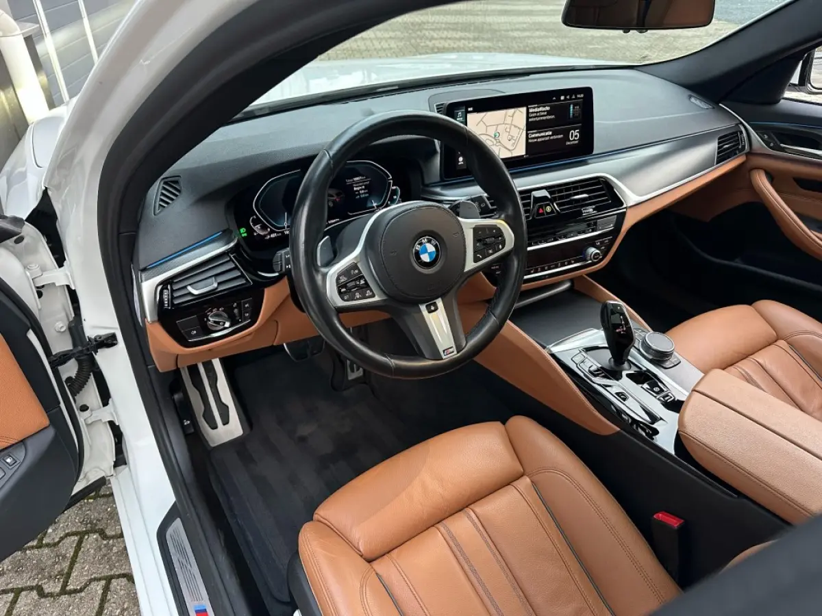 530e M-sport 2021 BTW *Pano *Adaptive *Leer *Laser *360gr Camera