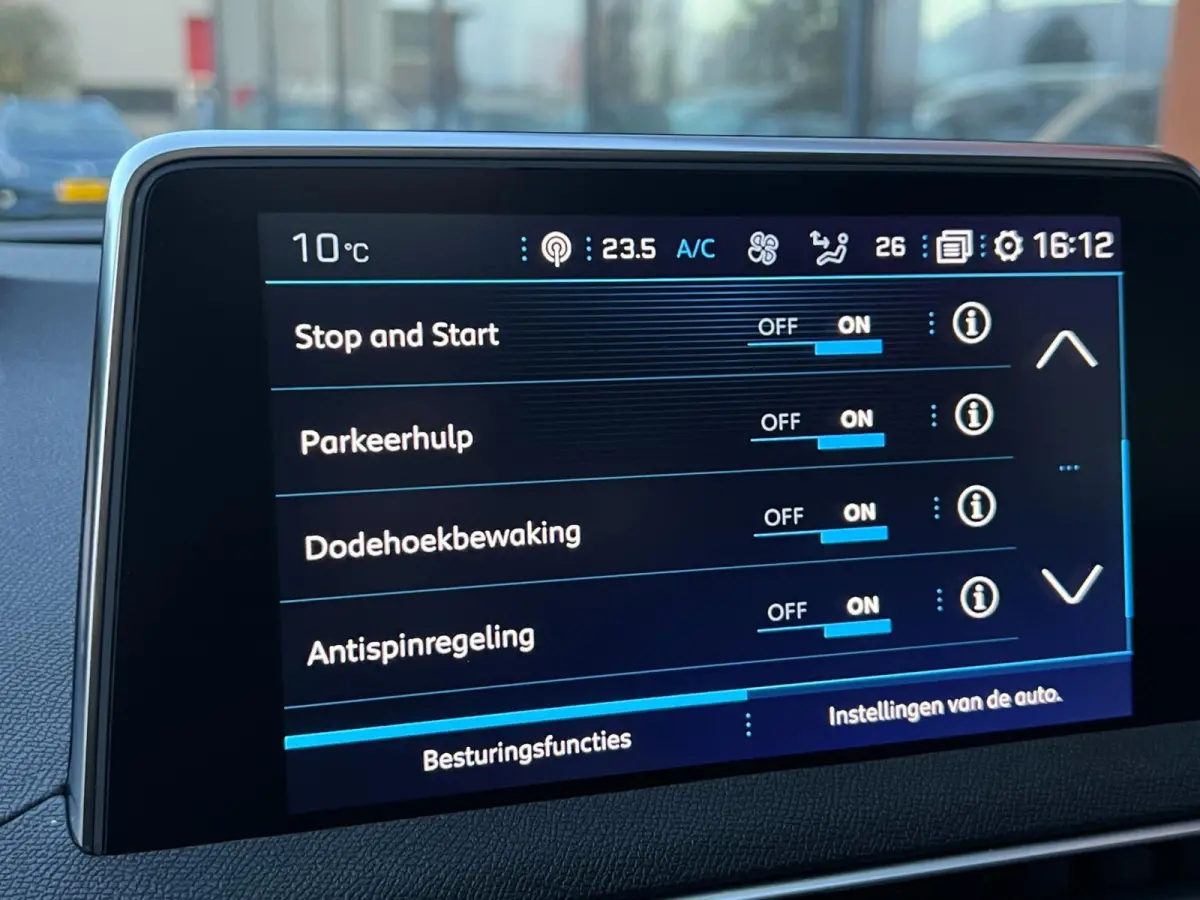 1.6 e-THP GT Line automaat|Pano|Trekhaak|Leer