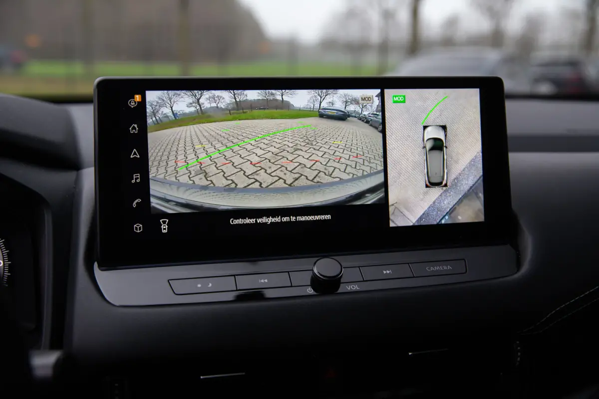 1.3 MHEV Xtronic N-Connecta , Panoramadak,  Adap. cruise, 360°camera,