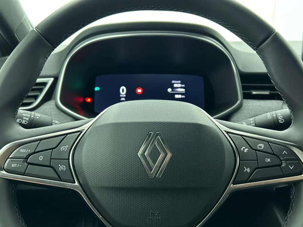 1.0 TCe 90 GPF techno PRIVATE LEASE vanaf € 434 pm*