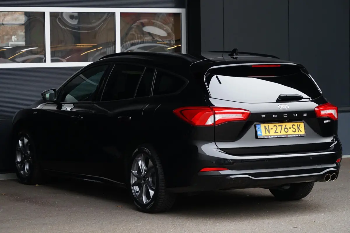 1.0 EcoBoost Hybrid ST Line Business, stoelv.