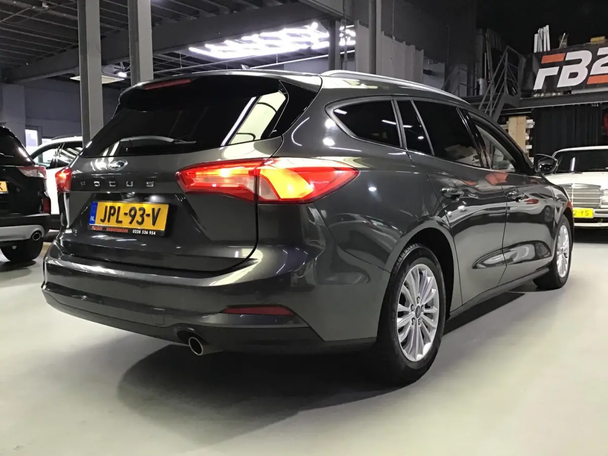 1.0 EcoBoost Titanium X Business I 1e Eigen I Dealer Onderh I D-Dash I Navi I Camera I Clima I Cruise I Led I Btw