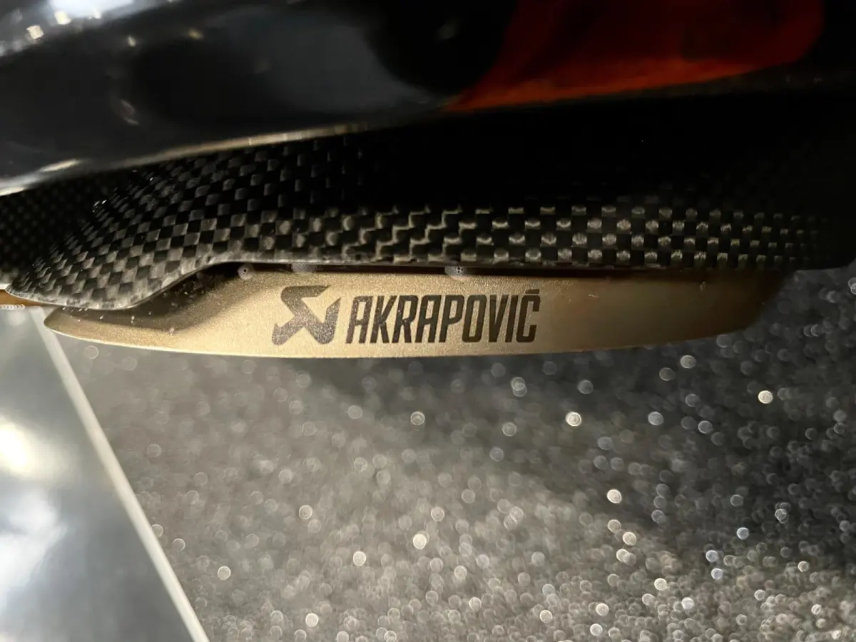 3.6 Turbo 400 PK-PANO-21"-AKRAPOVIC-SPORT CHRONO