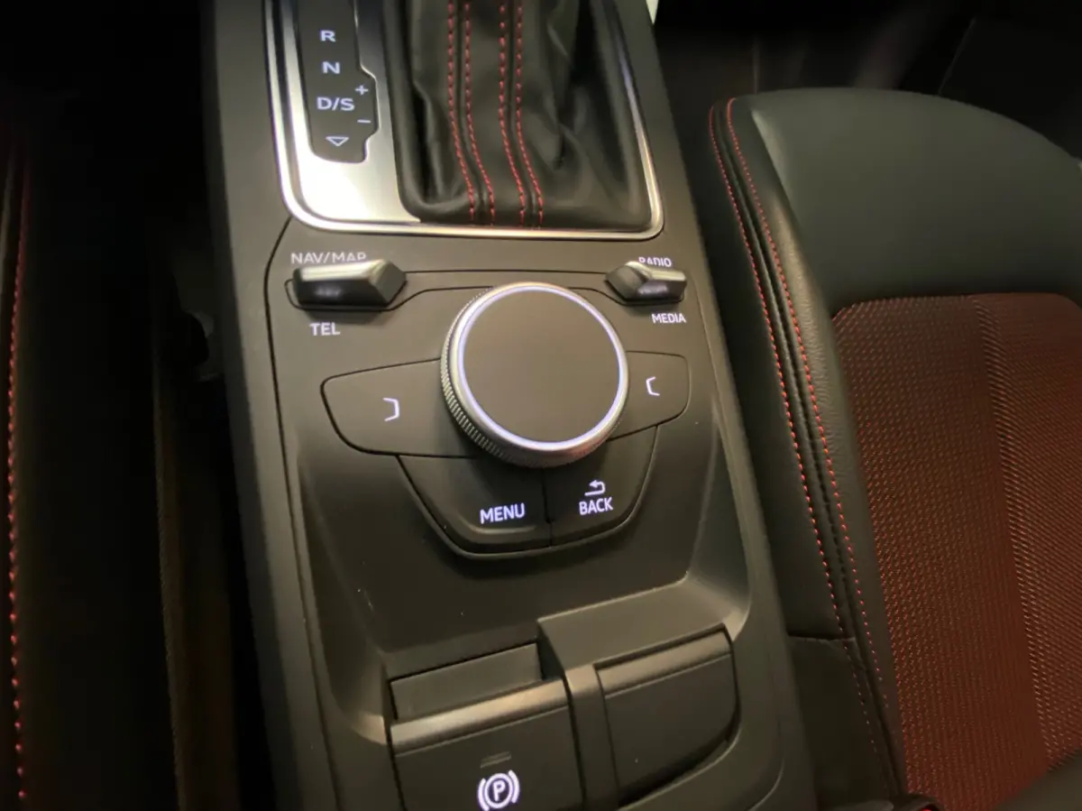 35 TFSI S Edition | PANODAK | NAVI | LED | 19 "LM VELGEN "