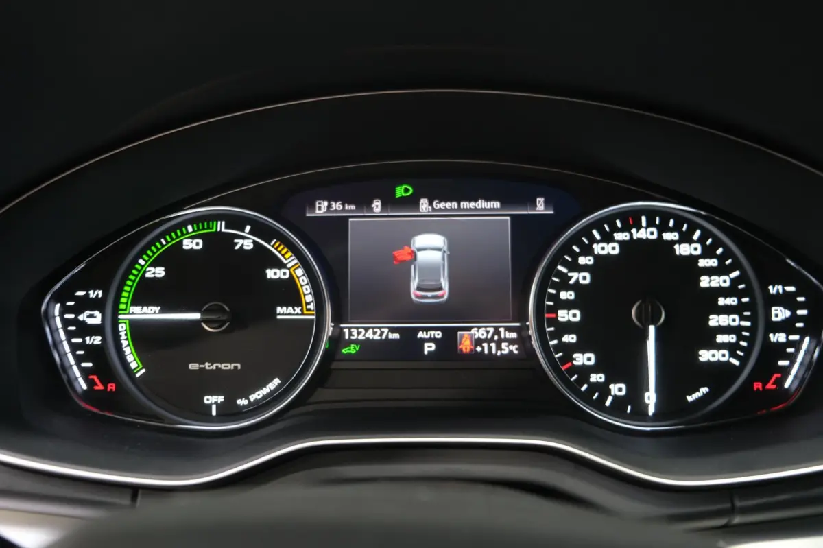 50 TFSI e S edition 2x S-Line - Airco, Navi, Cruise, PDC, Trekhaak.