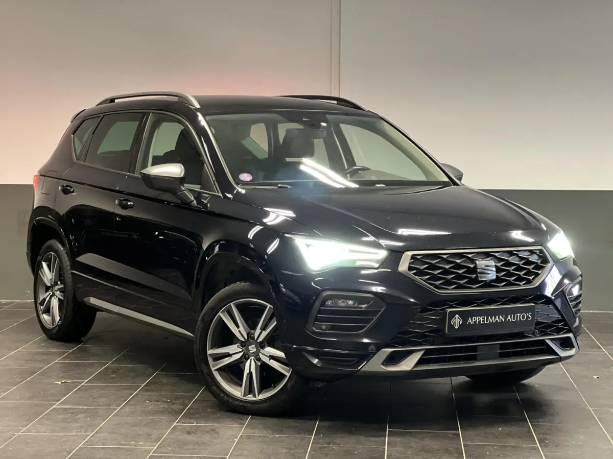 1.5 TSI FR Facelift|Keyless|Camera|Virtual|Stuurverw.|Sfeerverlichting|