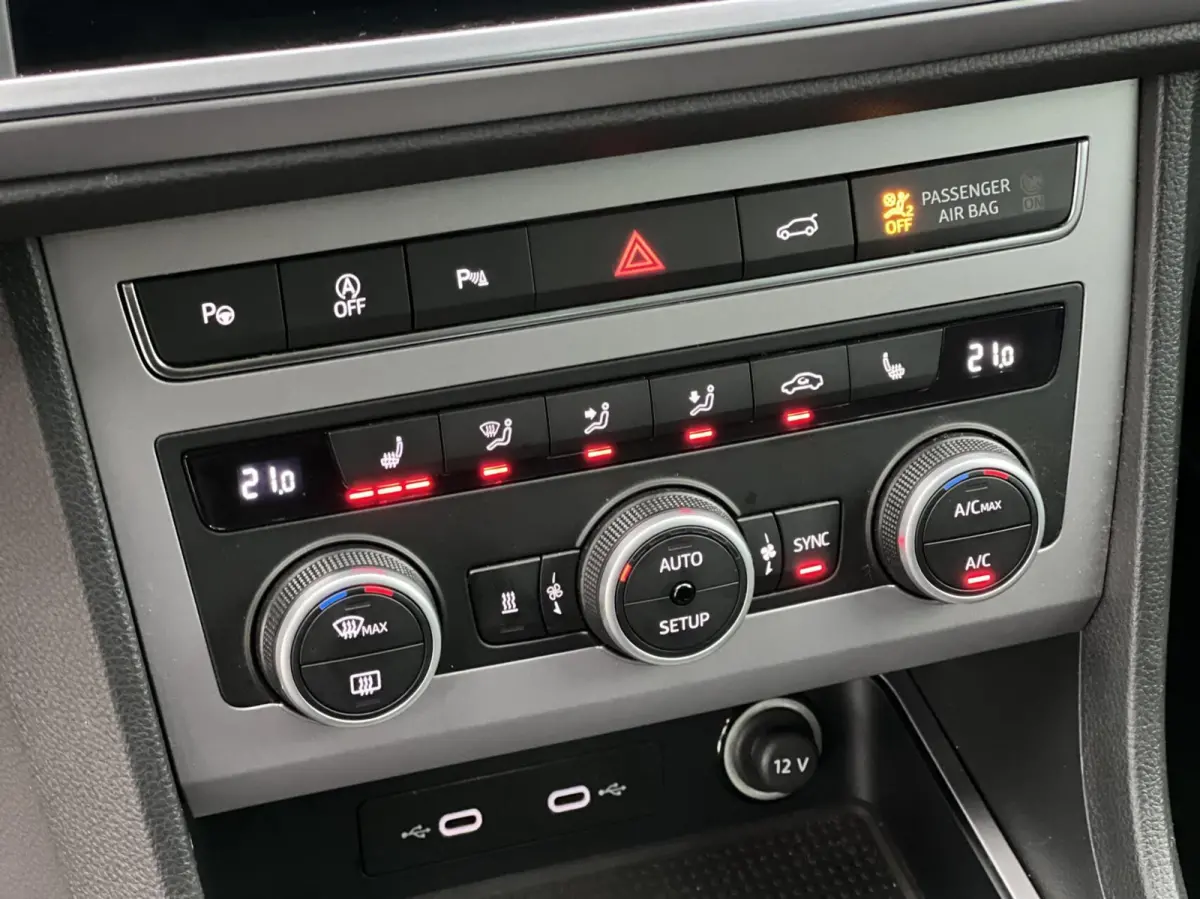 1.5 TSI FR Facelift|Keyless|Camera|Virtual|Stuurverw.|Sfeerverlichting|