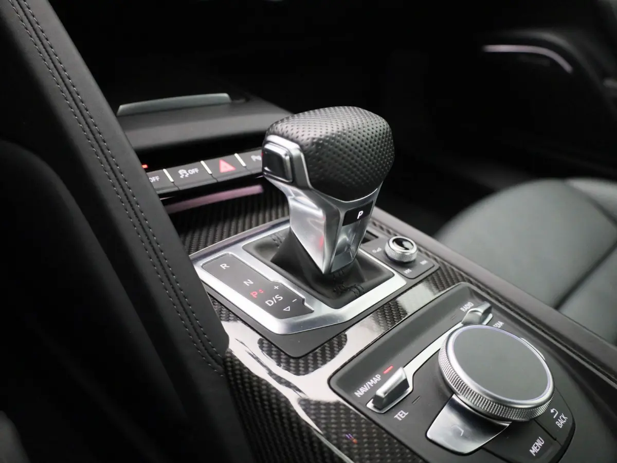 5.2 FSI performance S tron. quat. Spyder | KERAMISCH | CARBON EXTERIEUR | BANG & OLUFSEN | KEMORA GRIJS | BTW AUTO |