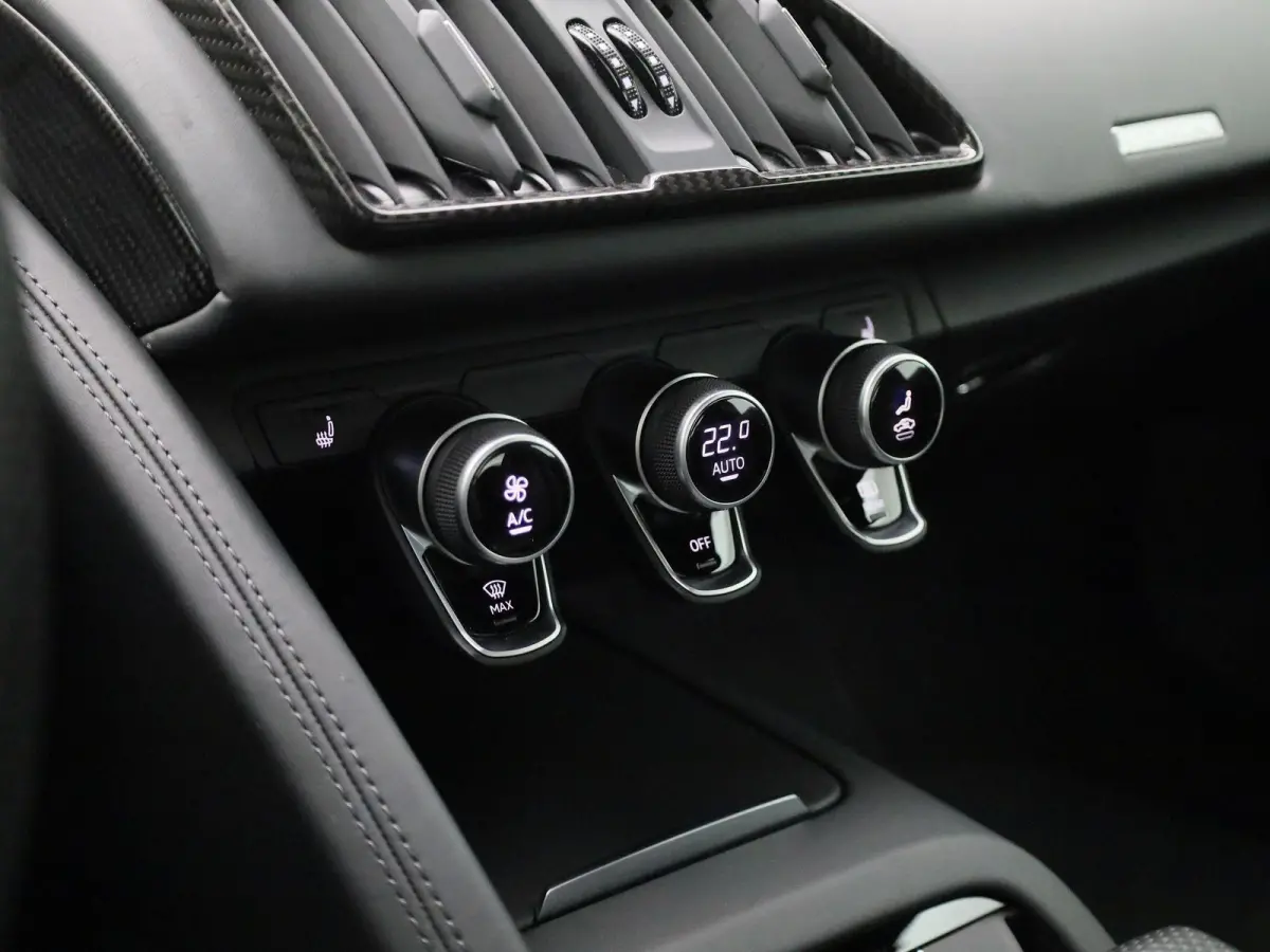 5.2 FSI performance S tron. quat. Spyder | KERAMISCH | CARBON EXTERIEUR | BANG & OLUFSEN | KEMORA GRIJS | BTW AUTO |