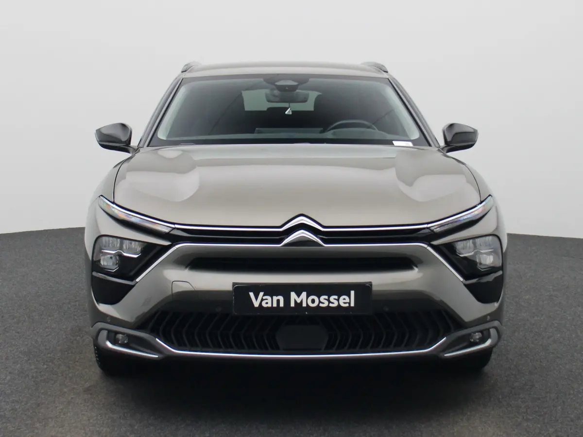 1.6 Plug-in Hybrid 180 Business Plus | 100% SOH | LEDEREN BEKLEDING | ACHTERUITRIJCAMERA | PARKEERSENSOREN | STUUR- EN STOELVERWARMING | APPLE CARPLAY / ANDRIOD AUTO | HEAD-UP DISPLAY |